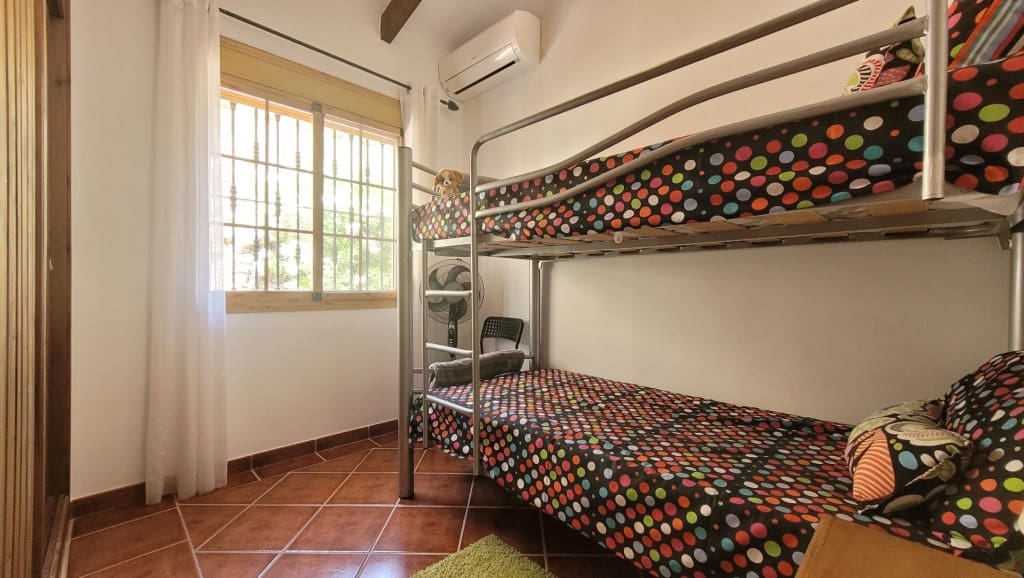 4 chambre Villa/Maison à vendre à Competa avec piscine - 475 000 € (Ref: 8342591)