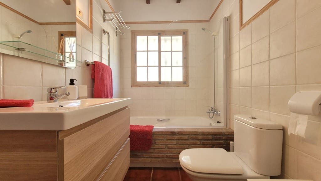 4 chambre Villa/Maison à vendre à Competa avec piscine - 475 000 € (Ref: 8342591)