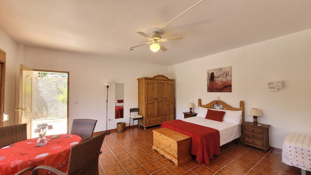 4 chambre Villa/Maison à vendre à Competa avec piscine - 475 000 € (Ref: 8342591)