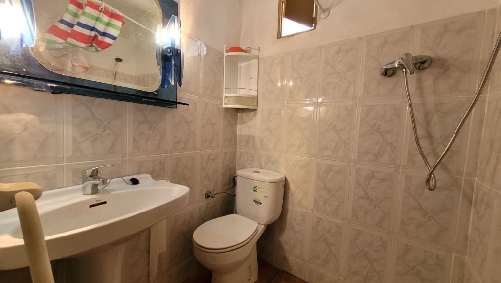 3 soveværelse Byhus til salg i Salares med garage - € 99.000 (Ref: 8394447)