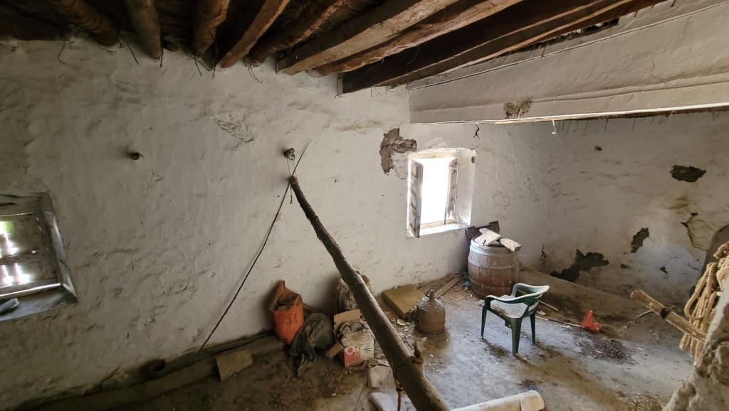 3 soveværelse Byhus til salg i Salares med garage - € 99.000 (Ref: 8394447)