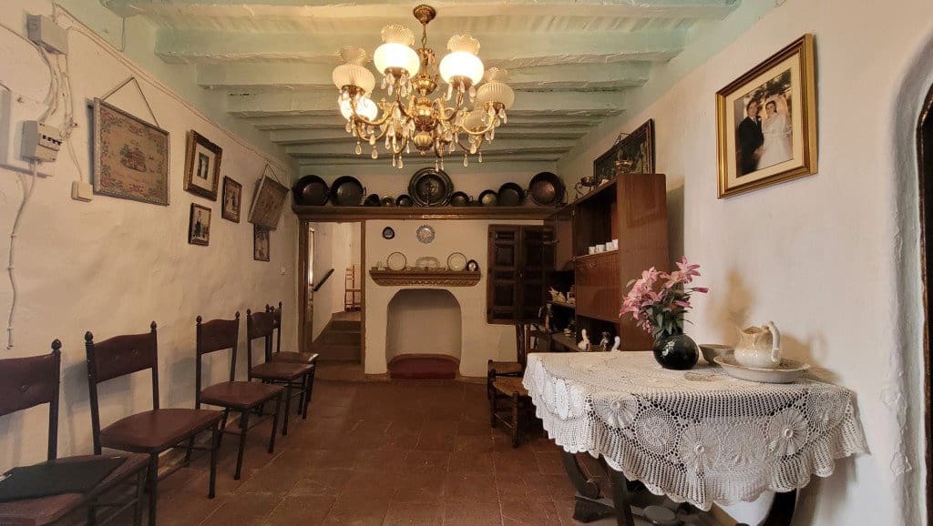 3 bedroom Townhouse for sale in Salares with garage - € 89,000 (Ref: 8394447)