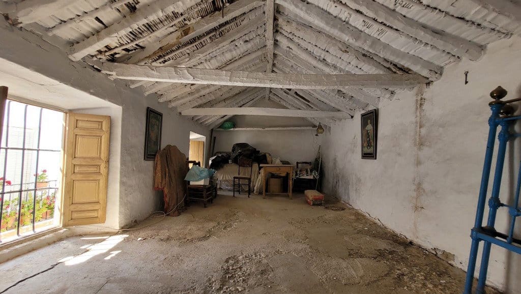 3 bedroom Townhouse for sale in Salares with garage - € 89,000 (Ref: 8394447)