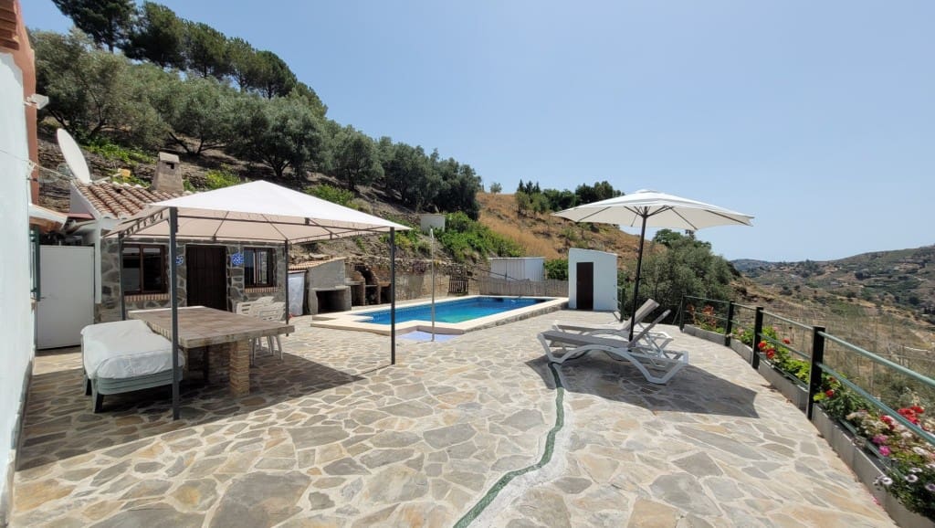 3 soverom Villa til salgs i Competa med svømmebasseng - € 365 000 (Ref: 8414914)