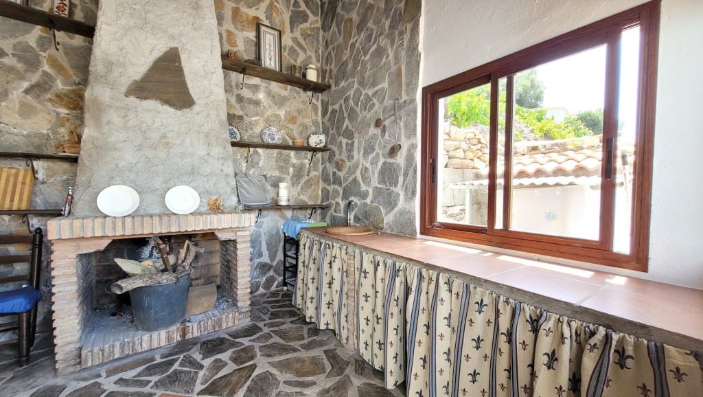 3 soverom Villa til salgs i Competa med svømmebasseng - € 365 000 (Ref: 8414914)