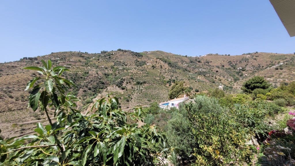 Chalet de 3 habitaciones en Cómpeta en venta con piscina garaje - 365.000 € (Ref: 8414914)