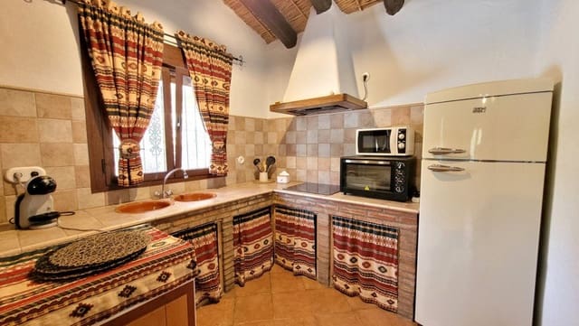 3 Zimmer Villa zu verkaufen in Cómpeta mit Pool Garage - 365.000 € (Ref: 8414914)