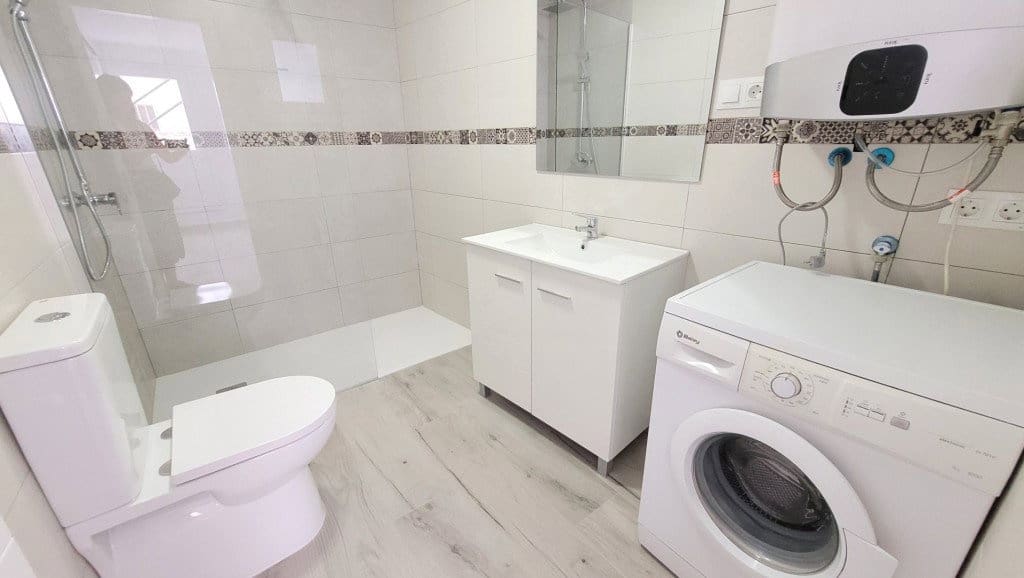 3 bedroom Townhouse for sale in Competa with garage - € 159,000 (Ref: 8419117)