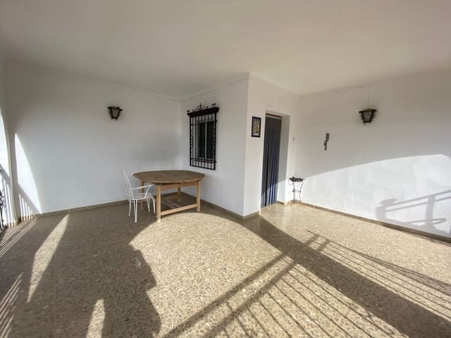 4 sovrum Hus till salu i Canillas de Albaida med pool garage - 349 000 € (Ref: 8476103)