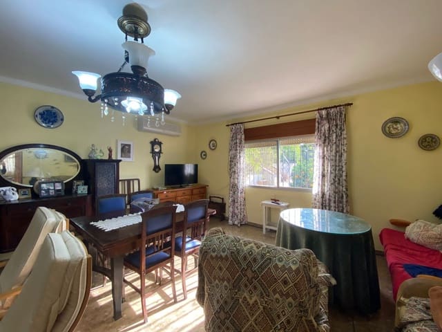 4 sovrum Hus till salu i Canillas de Albaida med pool garage - 349 000 € (Ref: 8476103)