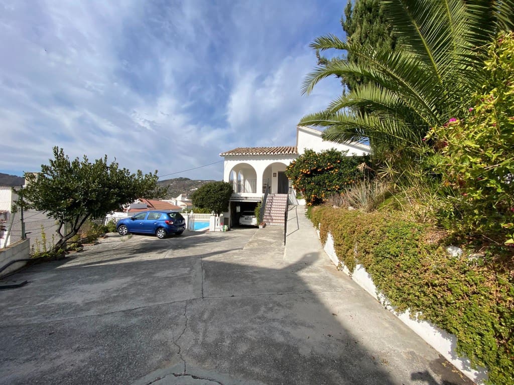 4 soverom Hus til salgs i Canillas de Albaida med svømmebasseng garasje - € 349 000 (Ref: 8476103)