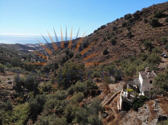 1 sovrum Villa till salu i Sayalonga med pool - 235 000 € (Ref: 8476104)