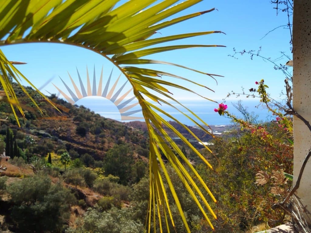 1 soverom Villa til salgs i Sayalonga med svømmebasseng - € 235 000 (Ref: 8476104)