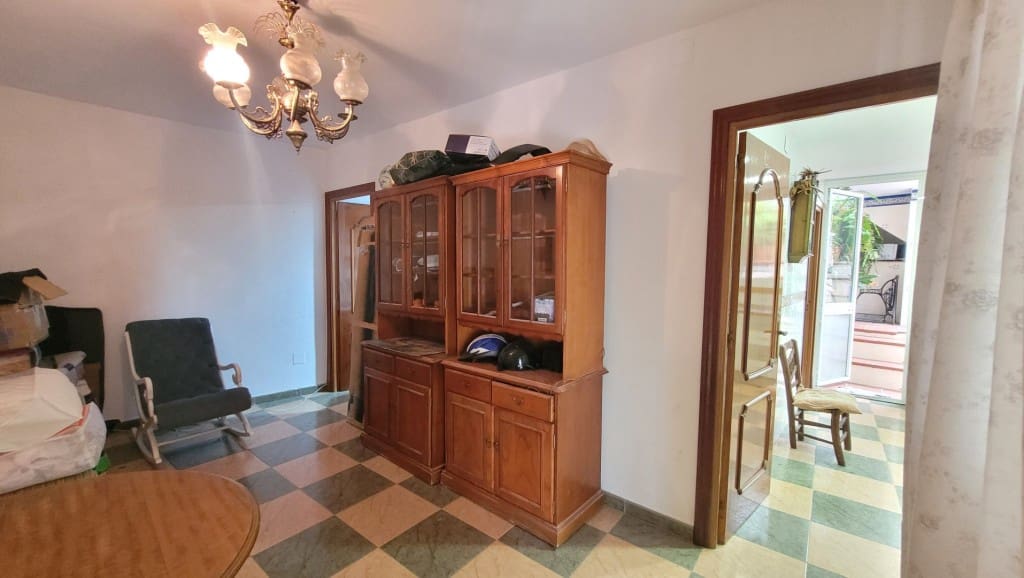 4 soveværelse Byhus til salg i Canillas de Albaida - € 169.000 (Ref: 8526578)