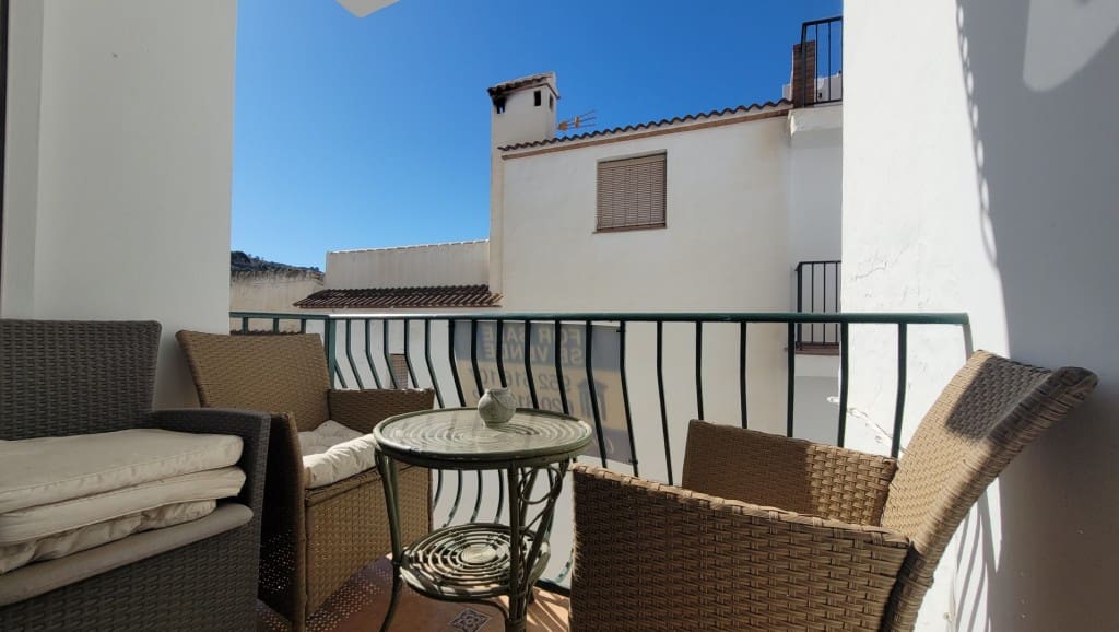 4 soveværelse Byhus til salg i Canillas de Albaida - € 169.000 (Ref: 8526578)