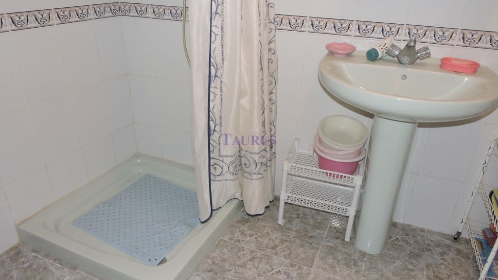 5 soveværelse Byhus til salg i Archez - € 71.000 (Ref: 8551013)