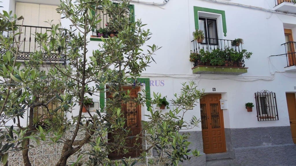 5 soveværelse Byhus til salg i Archez - € 71.000 (Ref: 8551013)