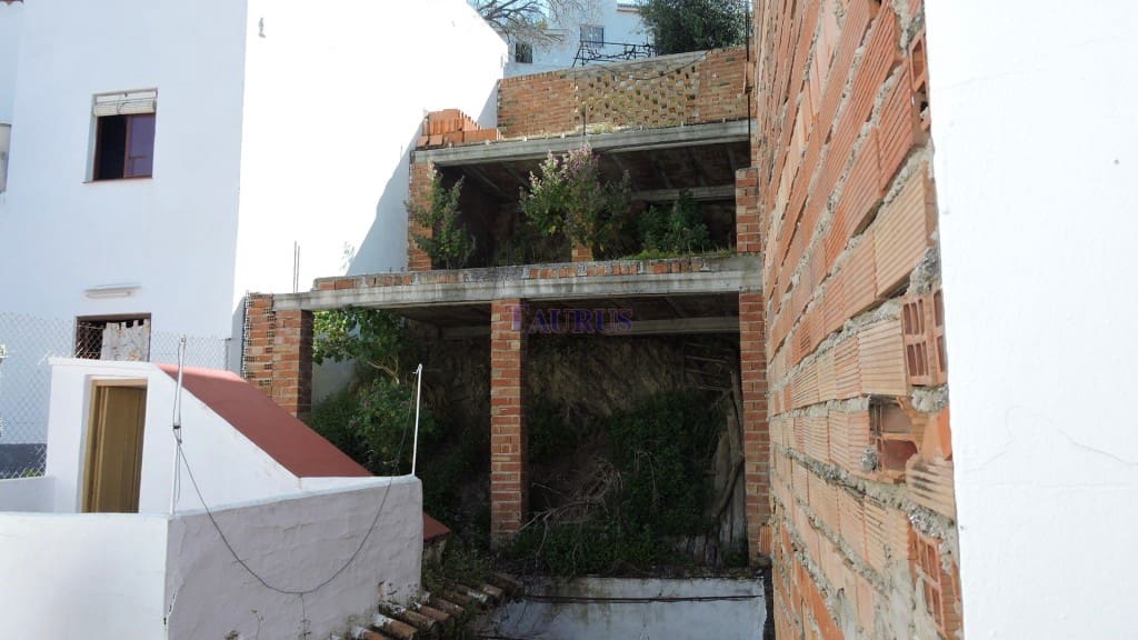 5 soveværelse Byhus til salg i Archez - € 71.000 (Ref: 8551013)