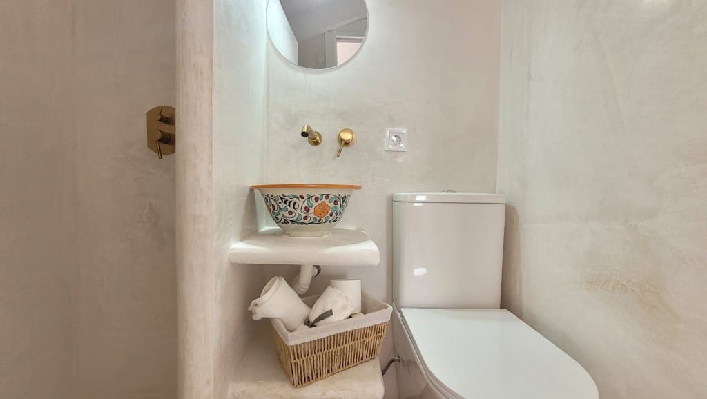 4 soveværelse Byhus til salg i Salares - € 170.000 (Ref: 8610548)