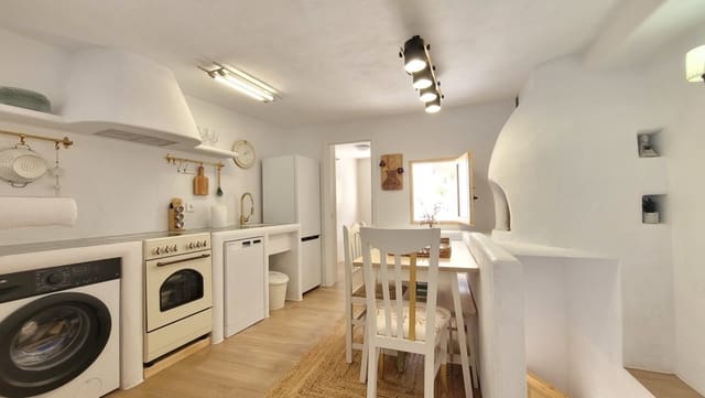 4 sovrum Hus till salu i Salares - 170 000 € (Ref: 8610548)