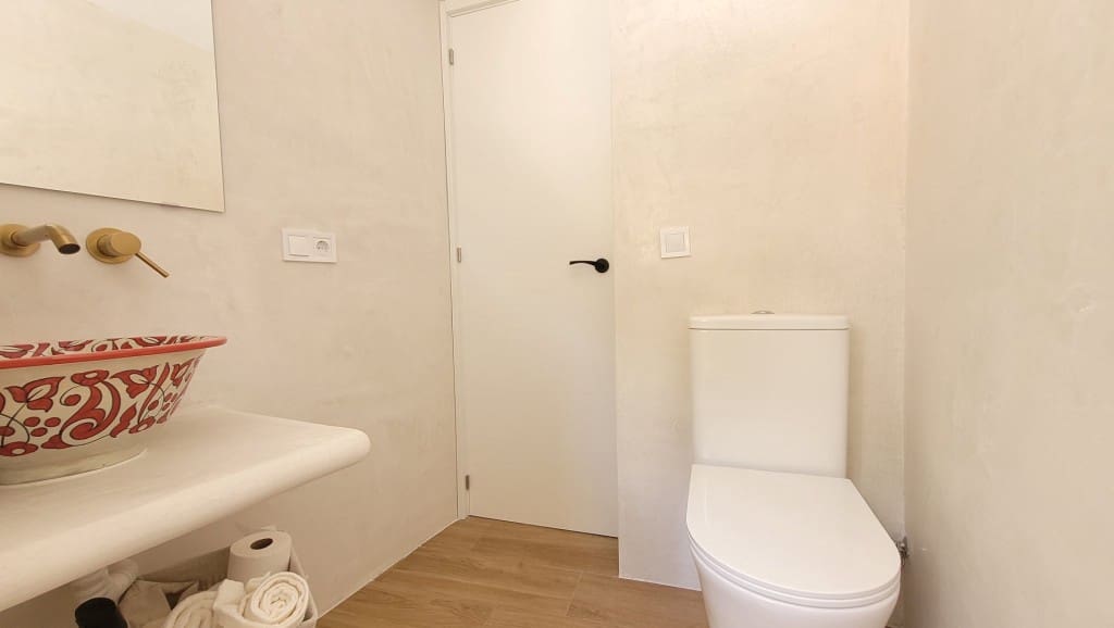 4 soveværelse Byhus til salg i Salares - € 170.000 (Ref: 8610548)