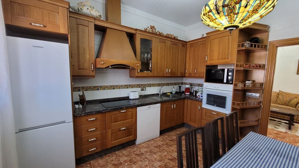 4 soveværelse Villa til salg i Caleta de Velez med swimmingpool - € 485.000 (Ref: 8654989)