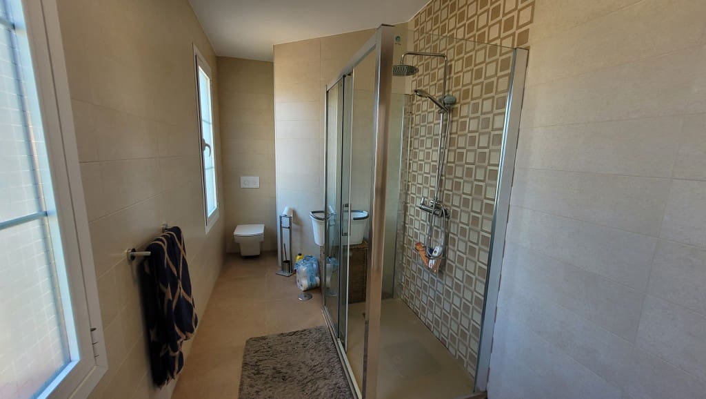 4 soveværelse Villa til salg i Caleta de Velez med swimmingpool - € 485.000 (Ref: 8654989)