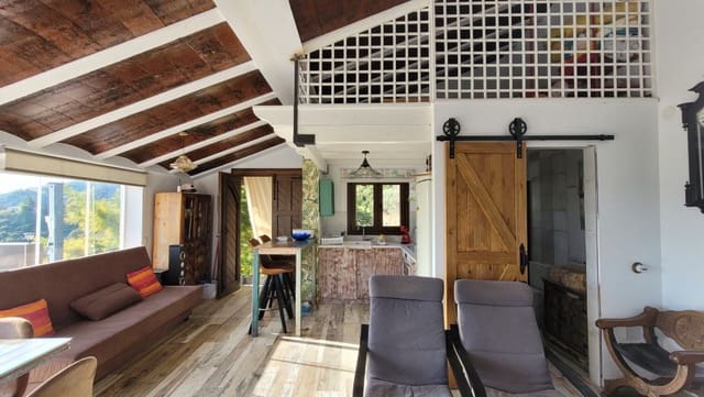 1 sovrum Villa till salu i Sayalonga med pool - 260 000 € (Ref: 8757795)