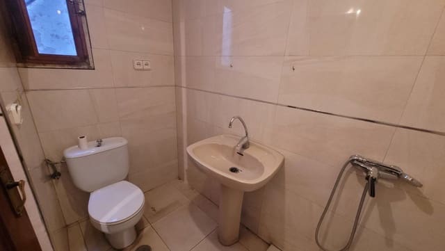 5 soveværelse Byhus til salg i Cómpeta - € 251.000 (Ref: 8798390)