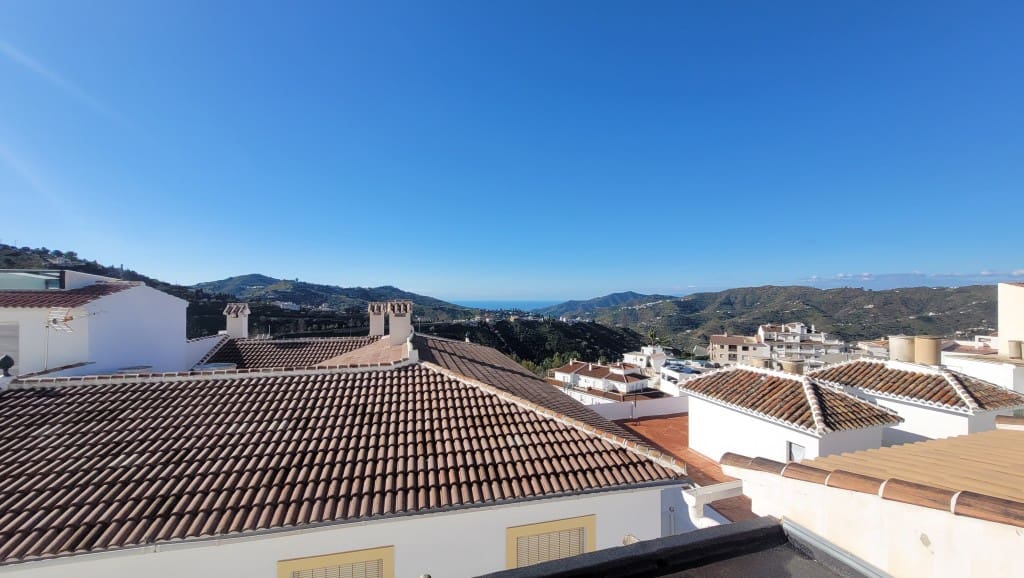 5 chambre Maison de Ville à vendre à Competa - 251 000 € (Ref: 8798390)