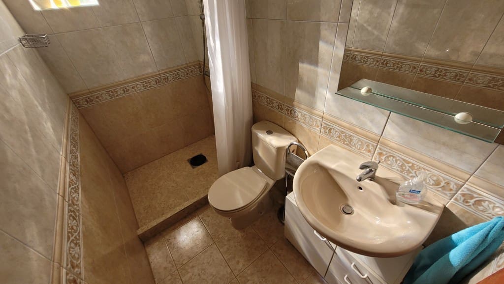 4 soveværelse Villa til salg i Sayalonga med swimmingpool - € 375.000 (Ref: 8838819)