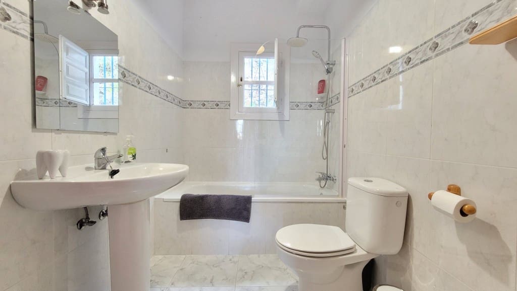 4 slaapkamer Villa te koop in Competa met zwembad - € 399.000 (Ref: 8854556)