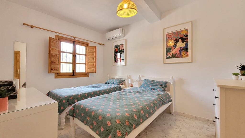 4 slaapkamer Villa te koop in Competa met zwembad - € 399.000 (Ref: 8854556)