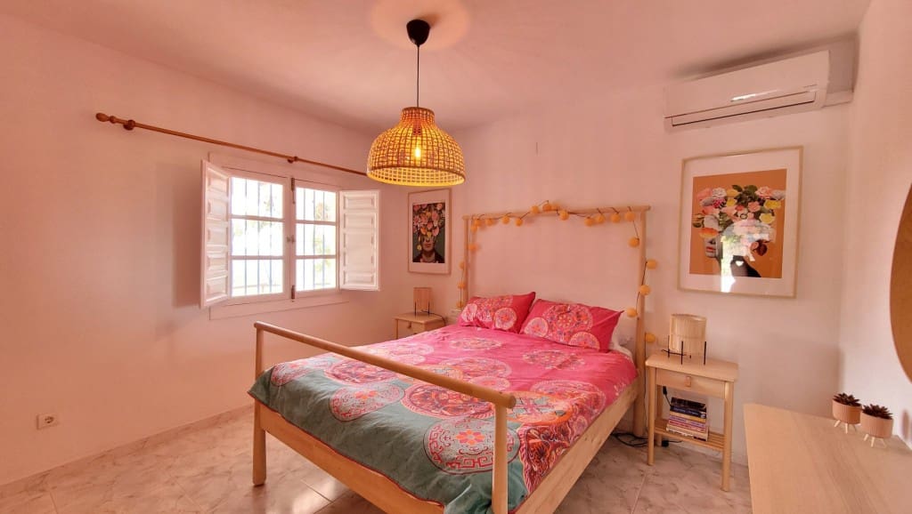 4 slaapkamer Villa te koop in Competa met zwembad - € 399.000 (Ref: 8854556)