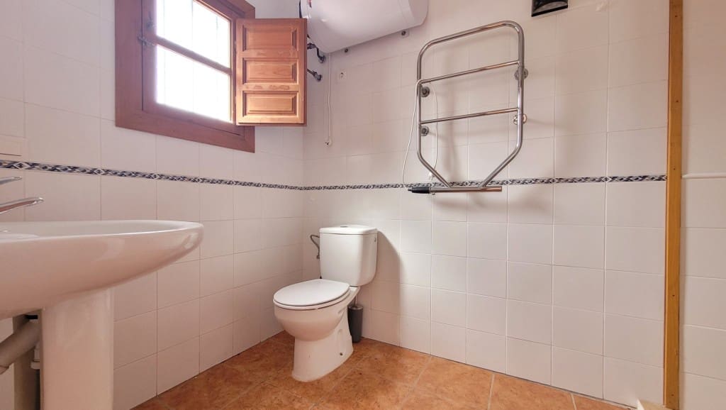 4 slaapkamer Villa te koop in Competa met zwembad - € 399.000 (Ref: 8854556)