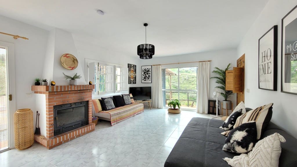 4 slaapkamer Villa te koop in Competa met zwembad - € 399.000 (Ref: 8854556)