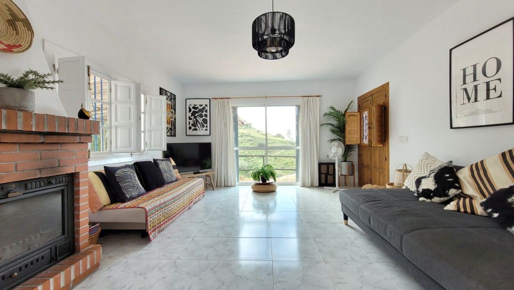 4 slaapkamer Villa te koop in Competa met zwembad - € 399.000 (Ref: 8854556)