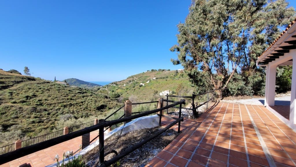 4 slaapkamer Villa te koop in Competa met zwembad - € 399.000 (Ref: 8854556)