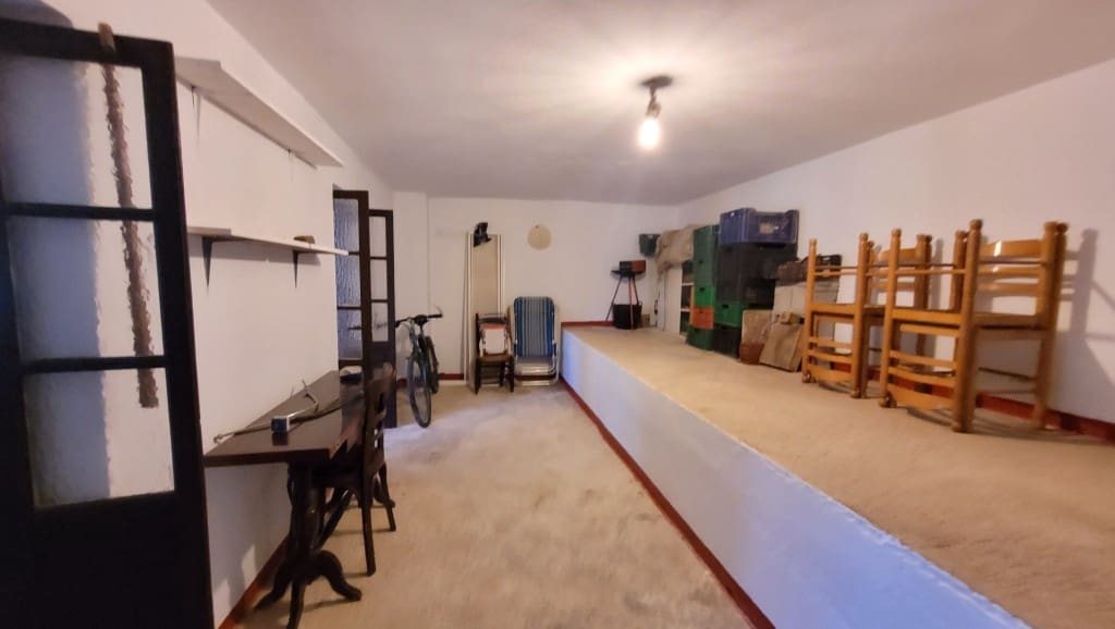 5 soveværelse Byhus til salg i Sayalonga - € 215.000 (Ref: 8907633)