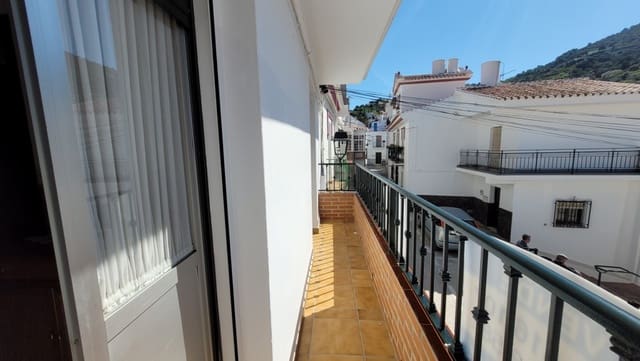 5 sovrum Hus till salu i Sayalonga - 215 000 € (Ref: 8907633)