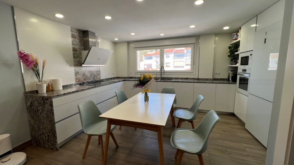 4 chambre Maison de Ville à vendre à Competa - 445 000 € (Ref: 8915330)