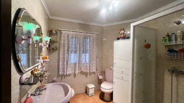 3 makuuhuone Omakotitalo myytävänä paikassa Cómpeta mukana 
autotalli - 205 000 € (Ref: 8923968)