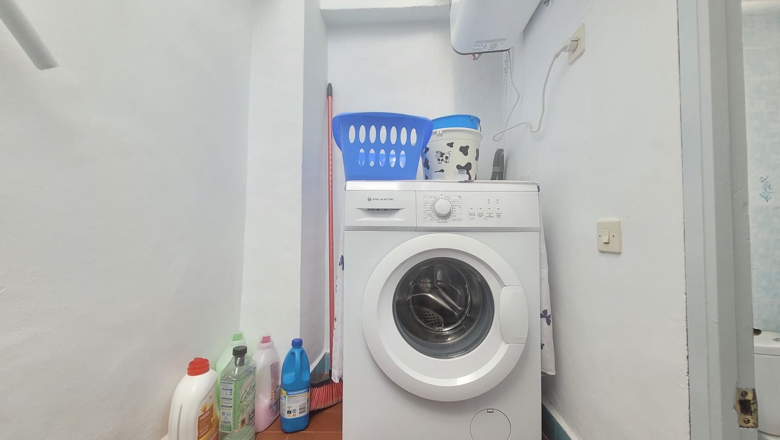 4 slaapkamer Huis te koop in Competa - € 145.000 (Ref: 8926876)