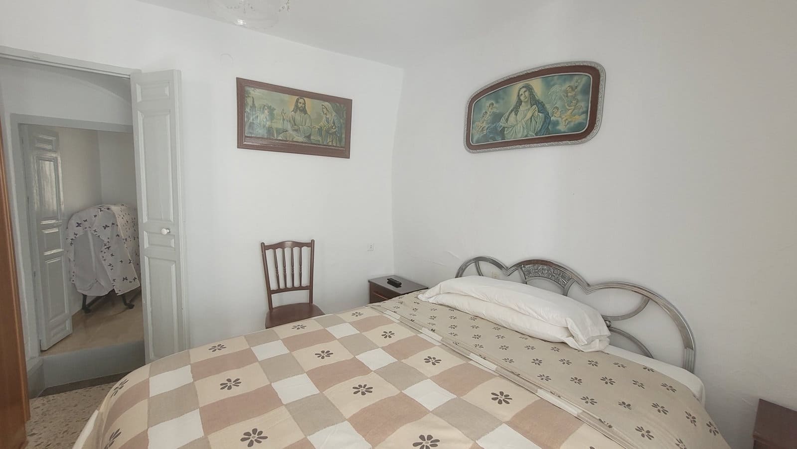4 bedroom Townhouse for sale in Competa with garage - € 145,000 (Ref: 8926876)