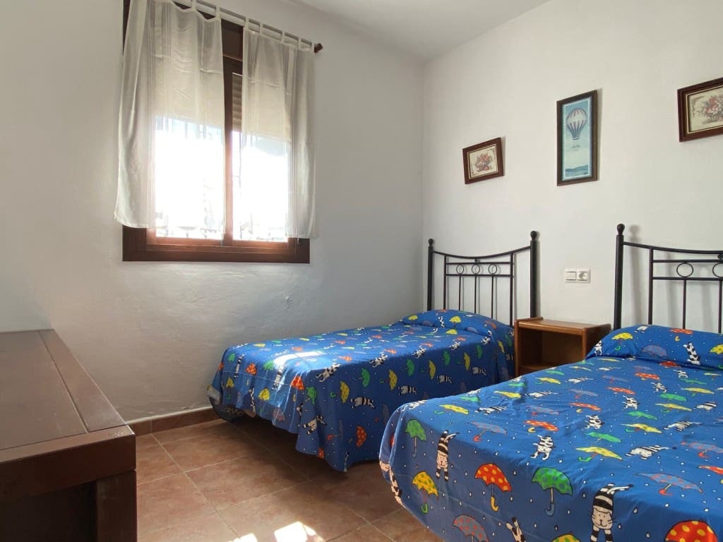 3 camera da letto Villa in vendita in Canillas de Aceituno con piscina garage - 299.000 € (Rif: 8926877)