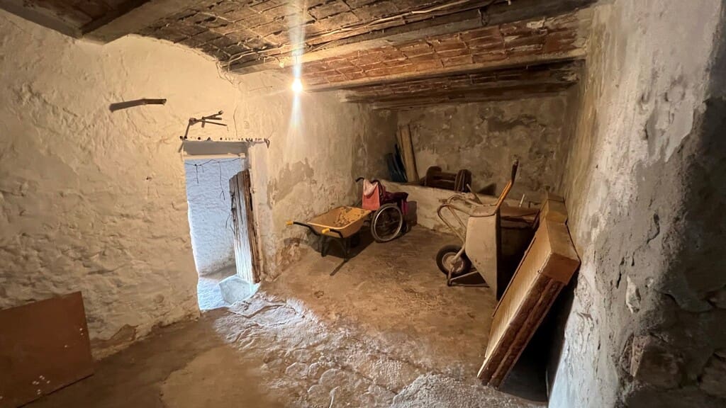 3 makuuhuone Omakotitalo myytävänä paikassa Competa - 189 000 € (Ref: 8929270)