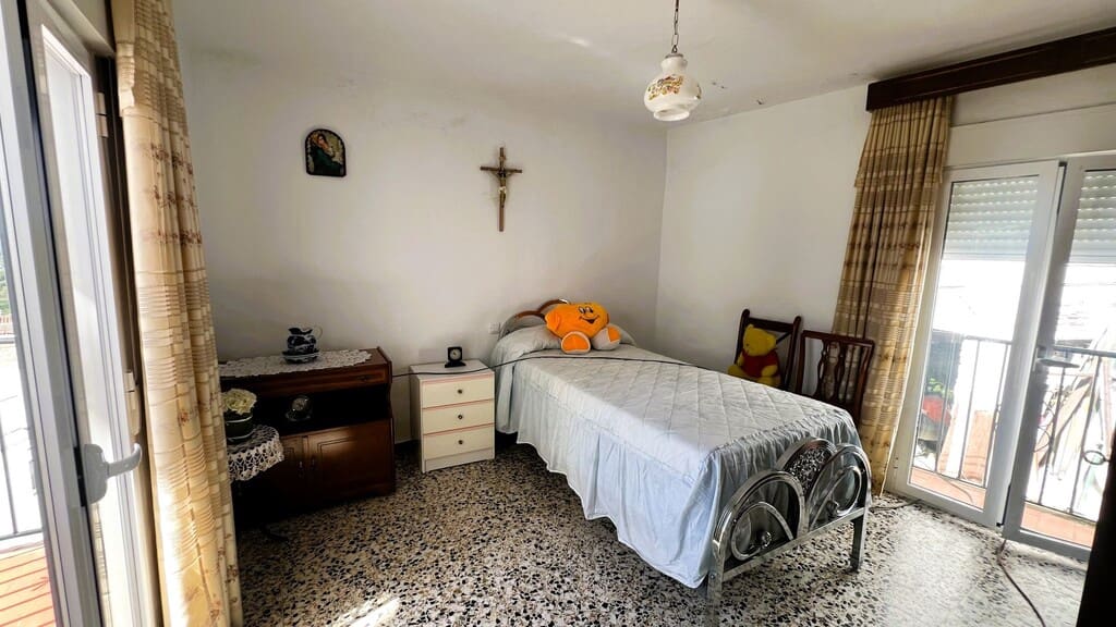 3 makuuhuone Omakotitalo myytävänä paikassa Competa - 189 000 € (Ref: 8929270)