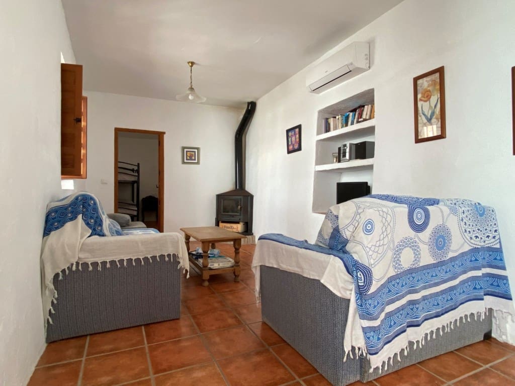 2 soveværelse Byhus til salg i Canillas de Aceituno - € 165.000 (Ref: 8946768)