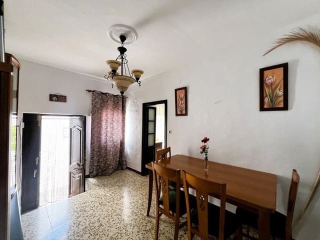 4 soveværelse Byhus til salg i Cómpeta - € 170.000 (Ref: 8957001)