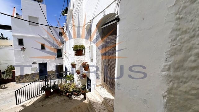 4 Zimmer Haus zu verkaufen in Cómpeta - 170.000 € (Ref: 8957001)